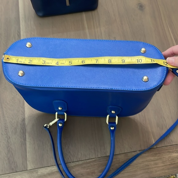 Set of 2 Blue Vera Pelle Handbags - Picture 8 of 17